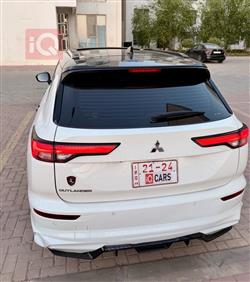 ميتسوبيشي اوتلاندر